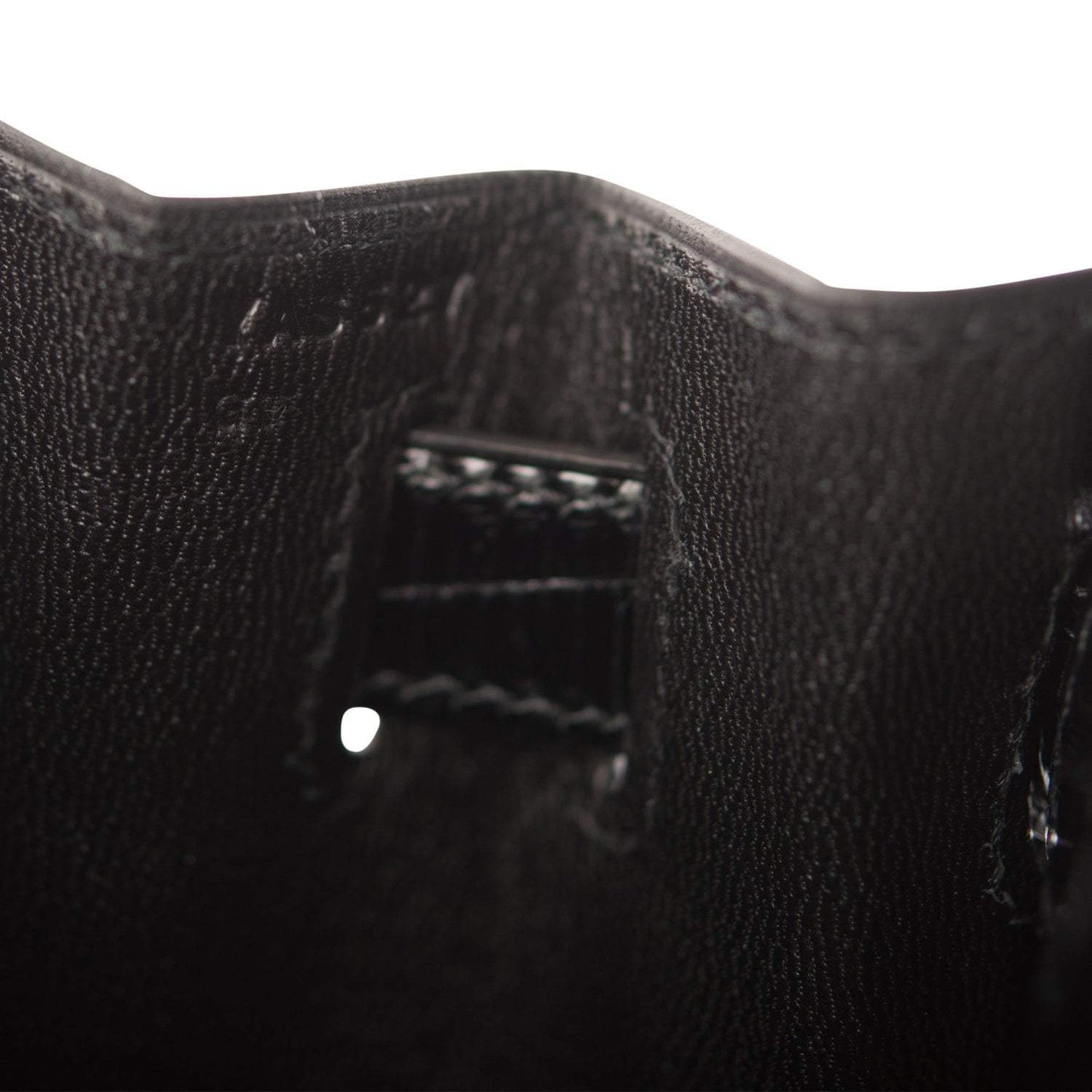 Hermes Black Shiny Niloticus Crocodile Sellier Kelly 28cm Gold Hardware