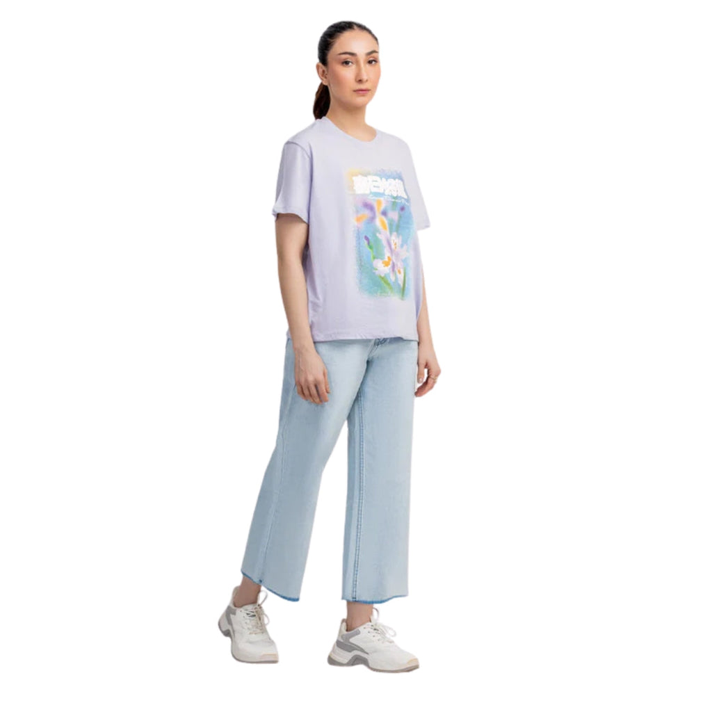 Relaxed Fit Women’s Graphic T-Shirt